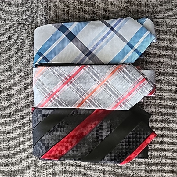 Bundle of 12 Ties - Picture 7 of 10
